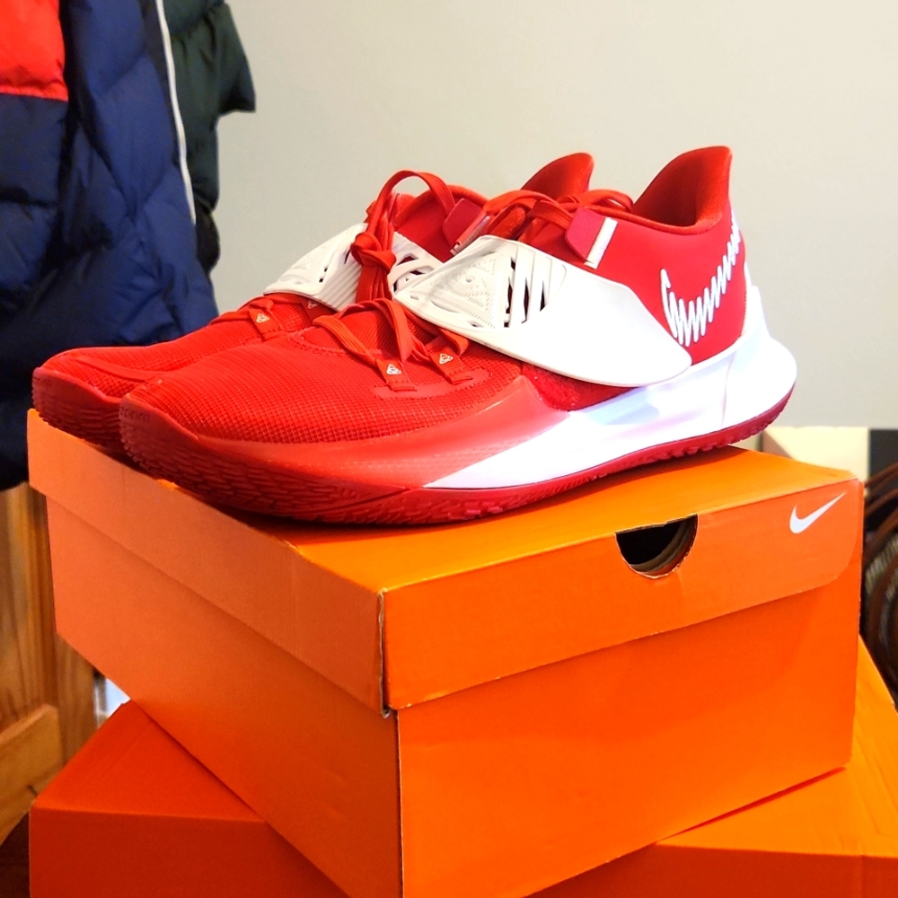 Nike kyrie size 14